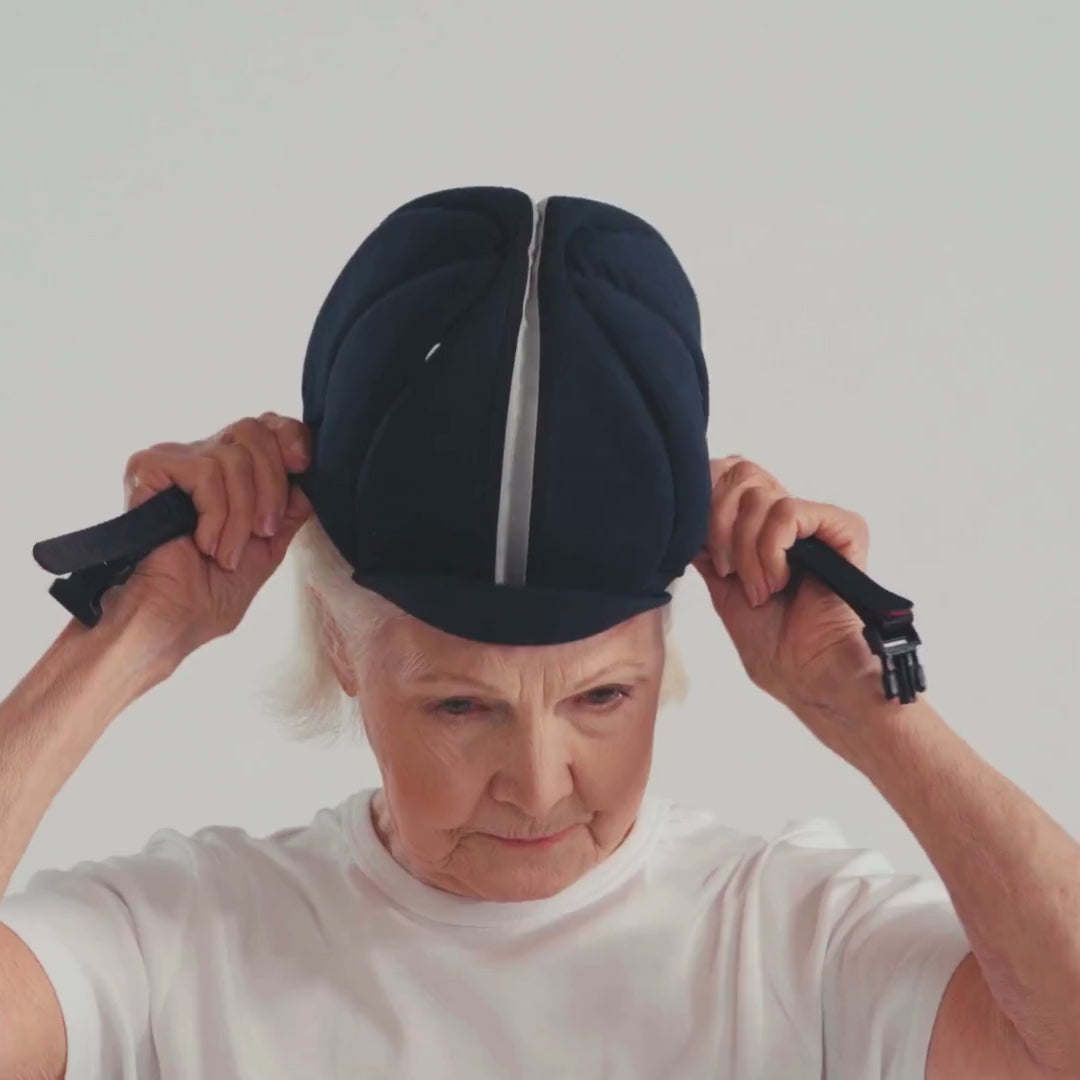 Video Hardy Ribcap medical grade helmet adult woman